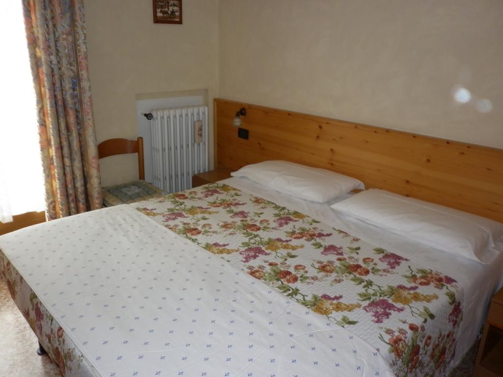 Hotel Zebru Вальфурва Номер фото